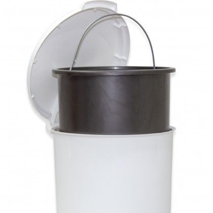 Balde com Pedal e Interior Branco 6l 25.5X29cm