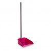 Apanhador Plstico com Cabo Rosa 24.5X22X77cm