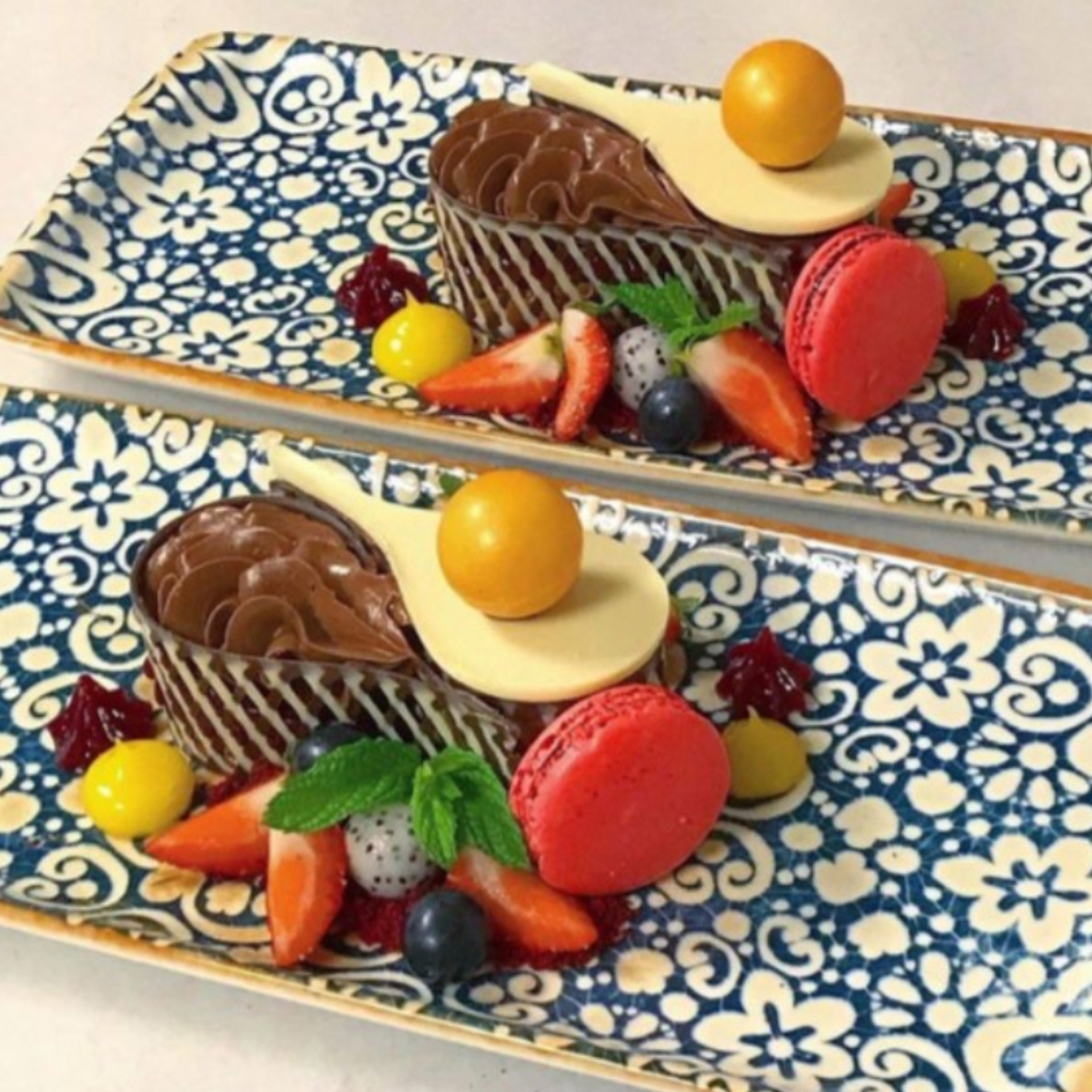 Bandeja Porcelana Alhambra Retangular Multicor 34X15cm