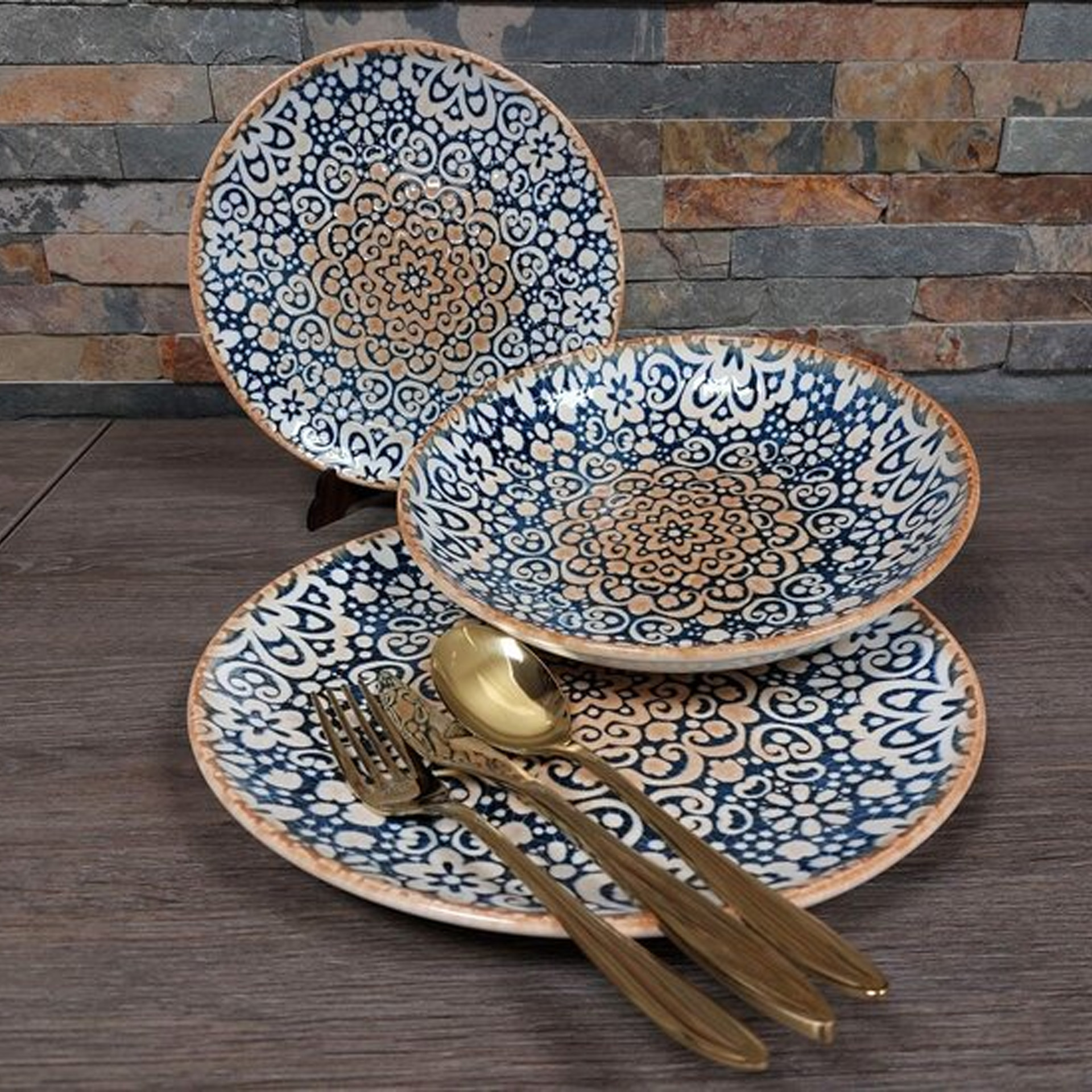 Prato Pão Porcelana Alhambra Multicor 19X15X2cm