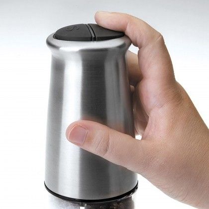 Moinho Inox Eltrico para Pimenta / Sal 7X18cm