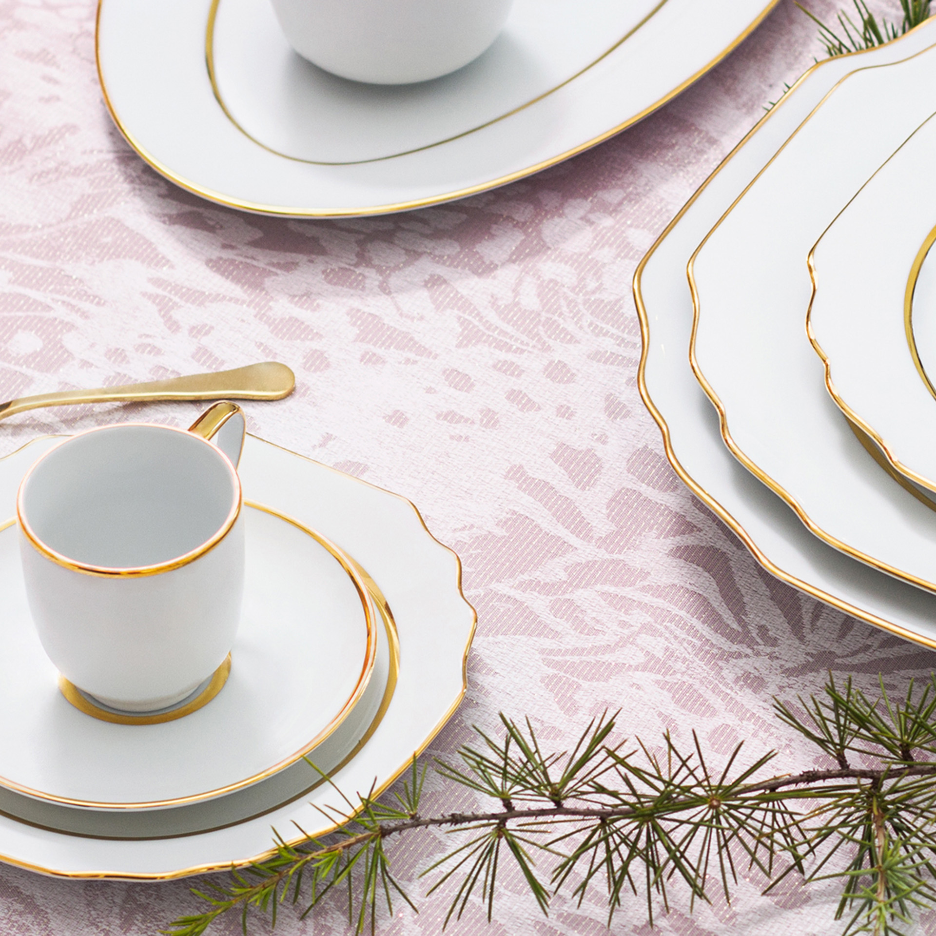 Prato Raso Premium Gold Viena 27cm