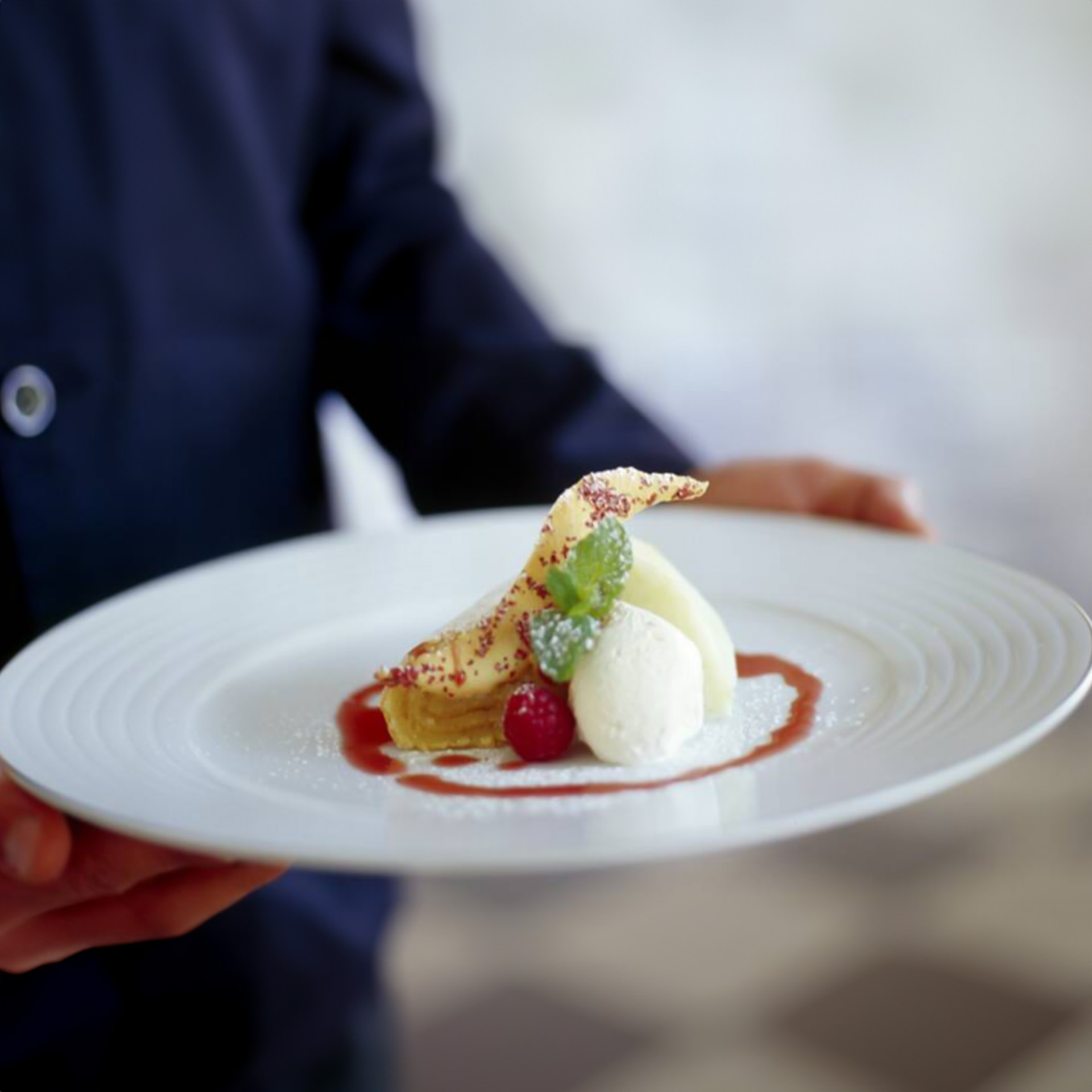 Saladeira Porcelana Suite 2220ml 26X11cm