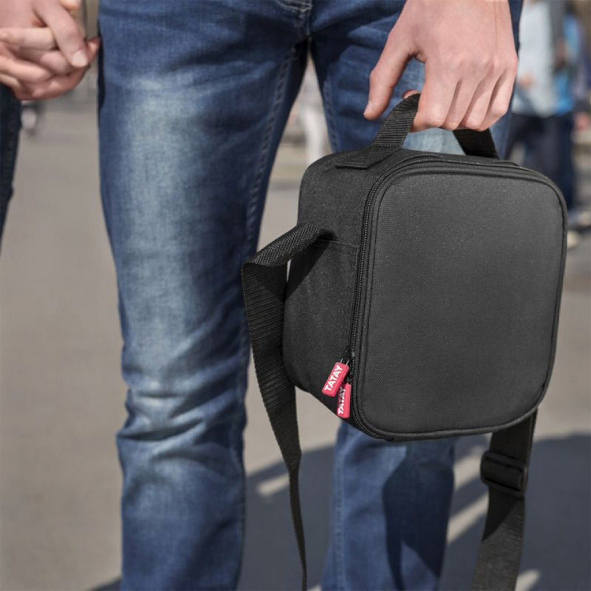 Saco Térmico Urban Food + 4 Caixas Preto 2X200ml + 2X500ml