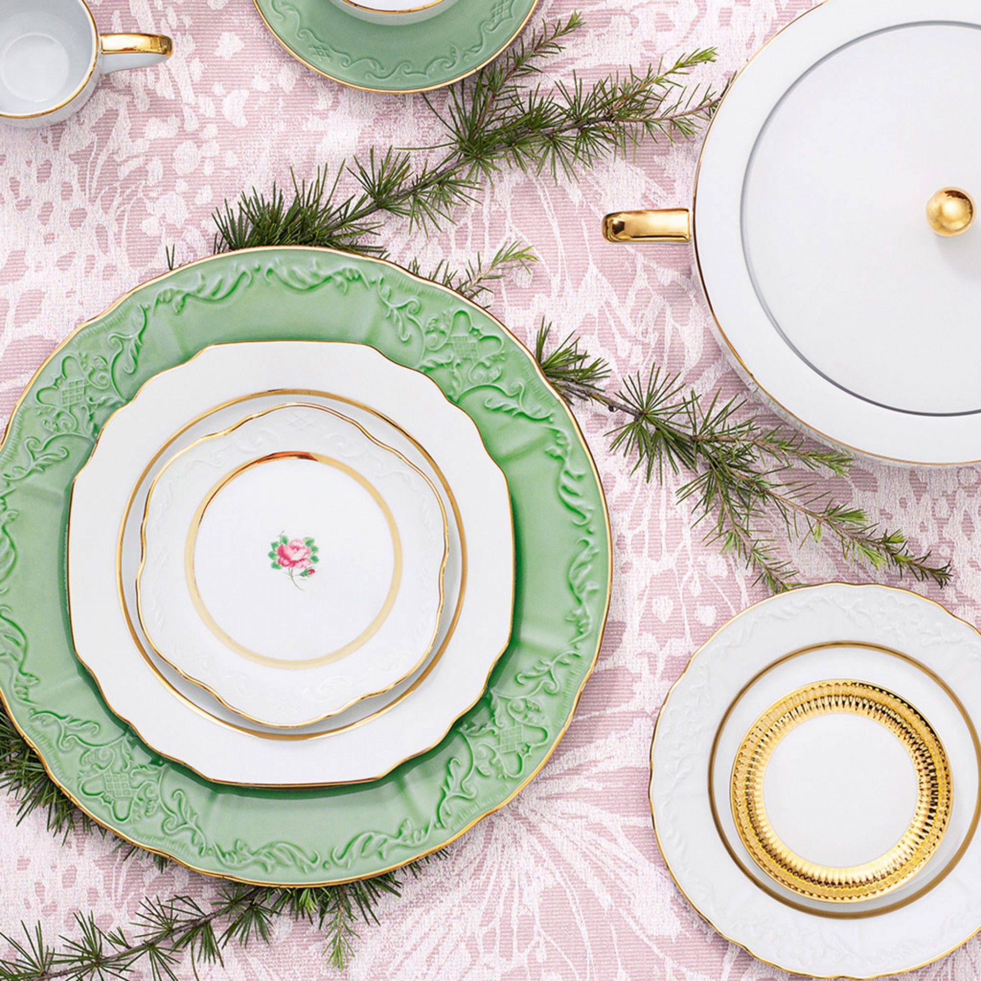 Saladeira Premium Gold Coupe 25cm