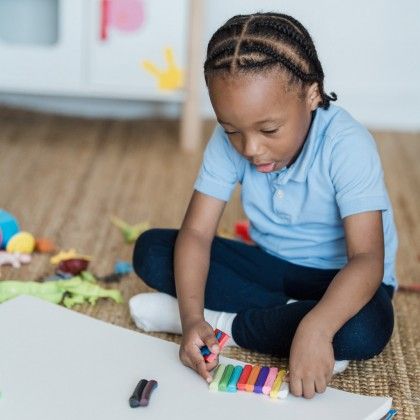 Plasticina 12 Barras + 5 Acessórios 17.5X13.5cm Plasticina 12 Barras + 5 Acessórios 17.5X13.5cm