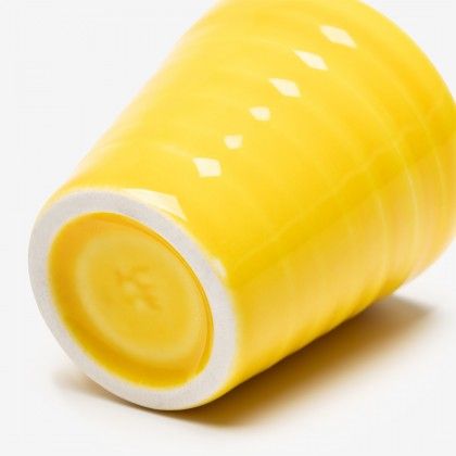 Copo Café Riscas Cerâmica Amarelo Mostarda 5.5cm Copo Café Riscas Cerâmica Amarelo Mostarda 5.5cm