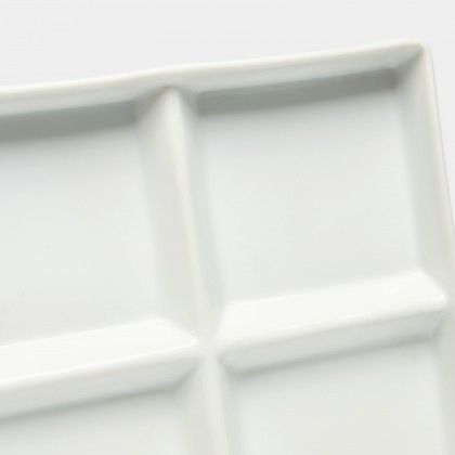 Prato 4 Compartimentos Porcelana Quadrado Branco 18.5X18.5X2cm
