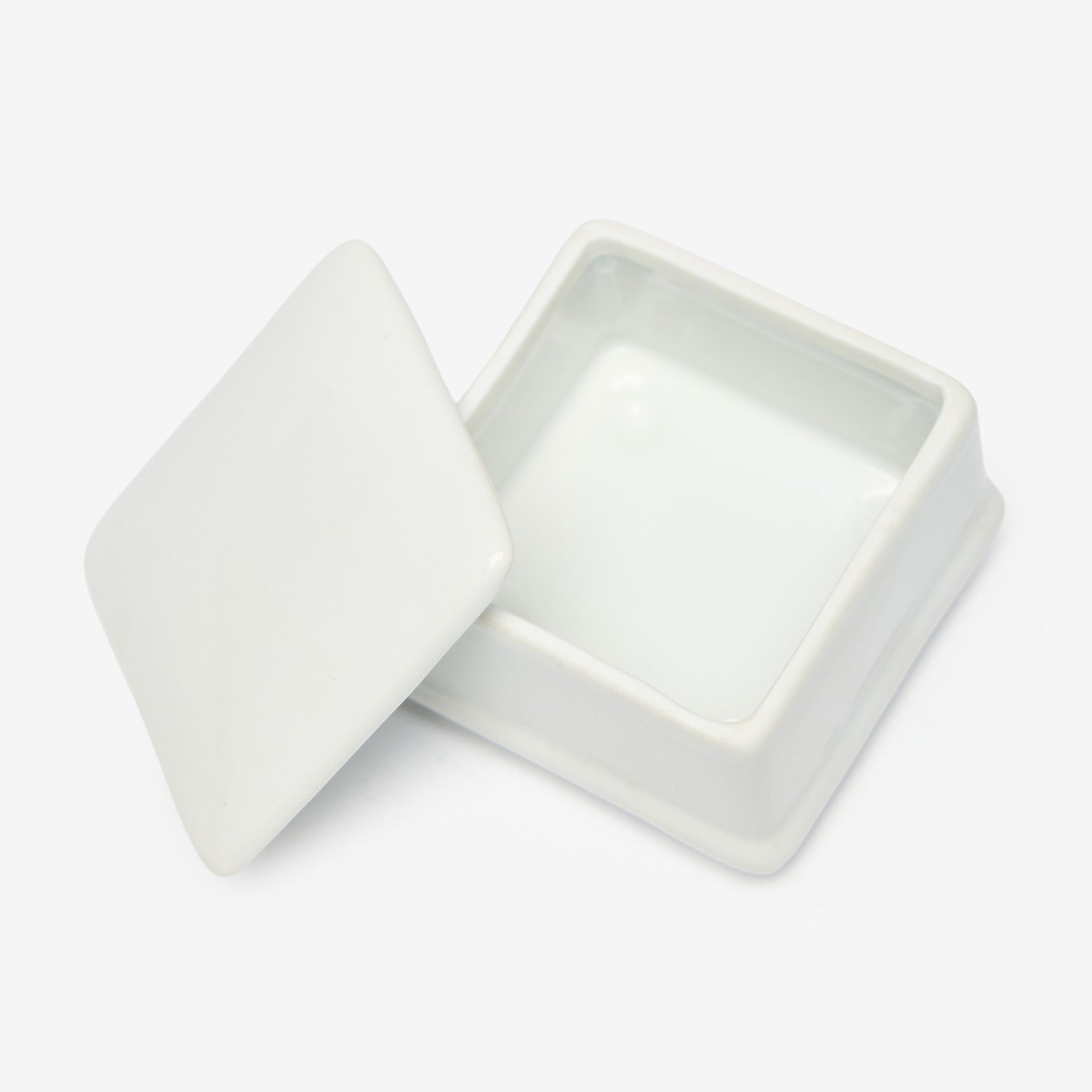 Caixa Porcelana Turismo Branco 6.5X6.5X4cm